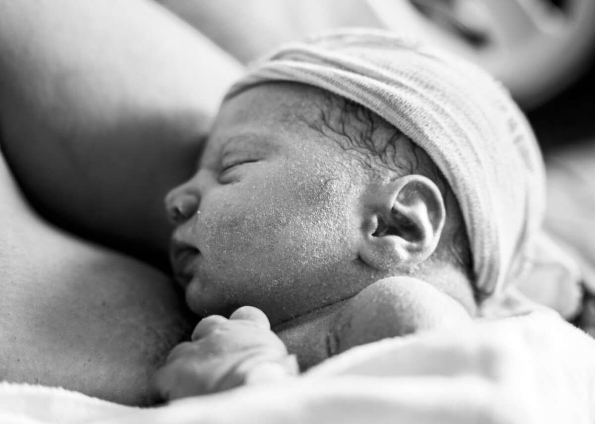 Birth Story Studio Minneapolis St. Paul Maple Grove Twin Cities Minnesota Newborn Maternity Birth Family Photography Photographer Stephanie Lecker - WEB-34