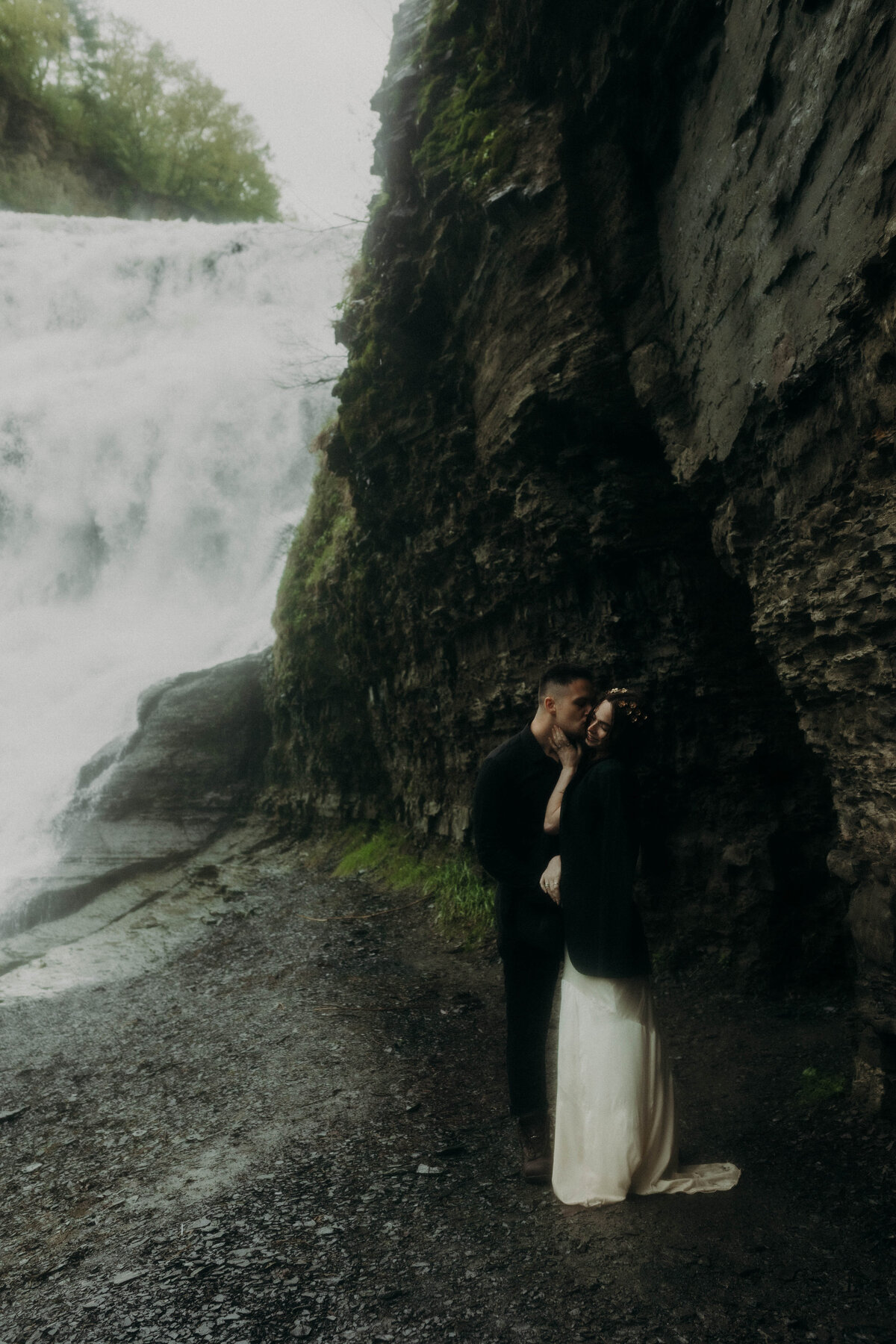 desitination wedding photographer iceland photography elopement