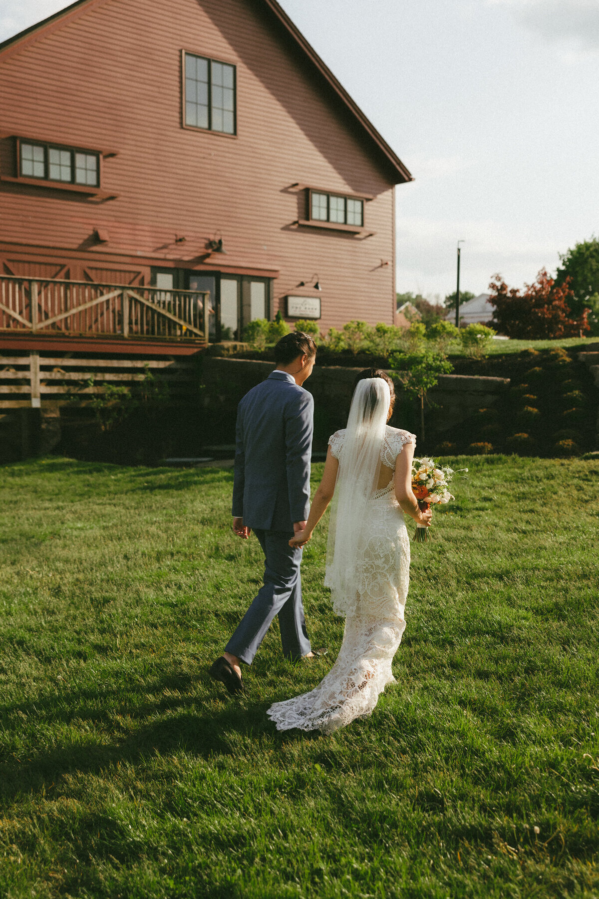 051_Laura-Henson-Gibbet-Hill-Barn-Groton-MA-Wedding-Sierra-Does-Photos-22