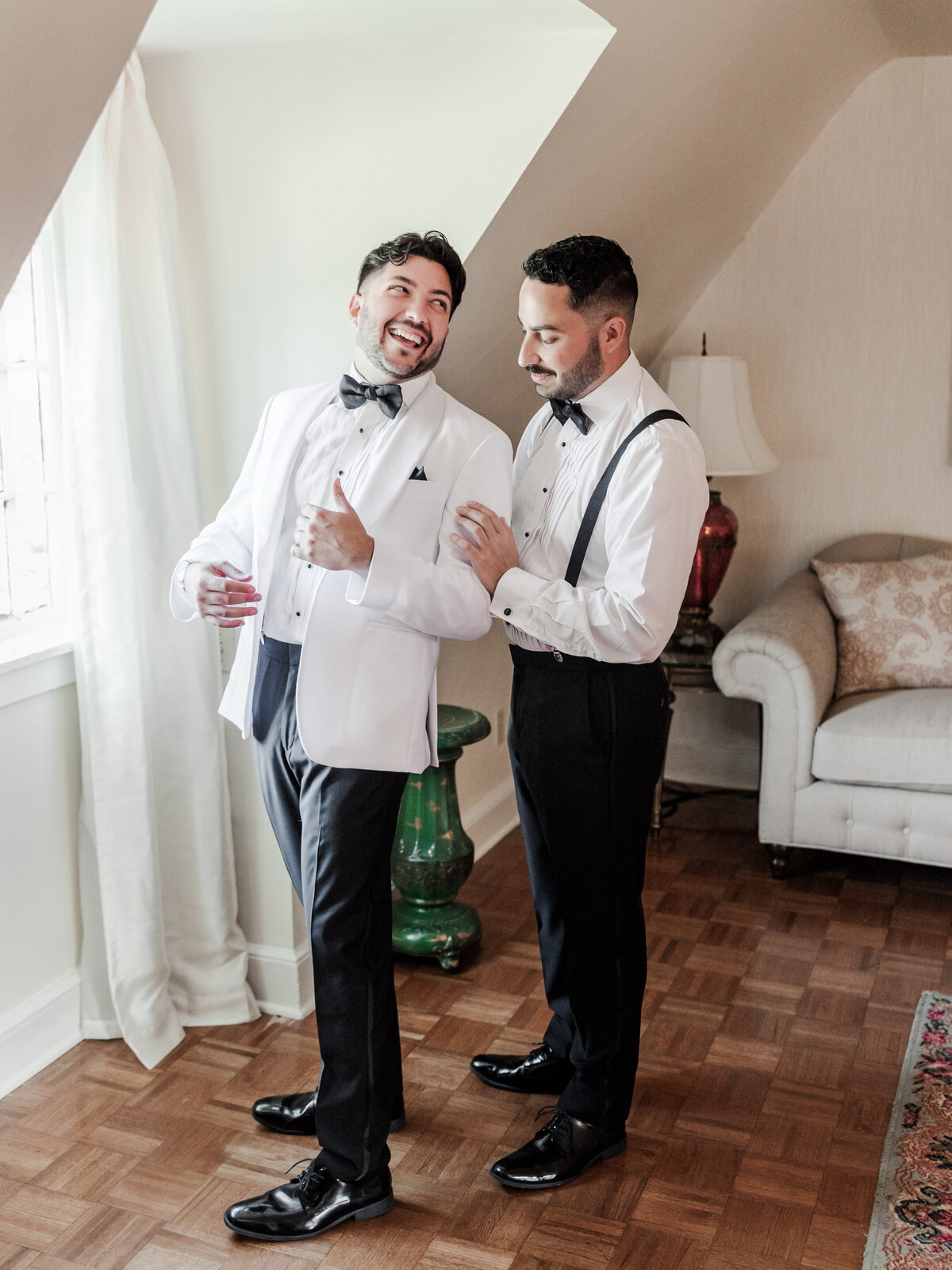 brittany-graf-photography-andrew-anthony-wedding-saint-clements-castle-portland-ct-14