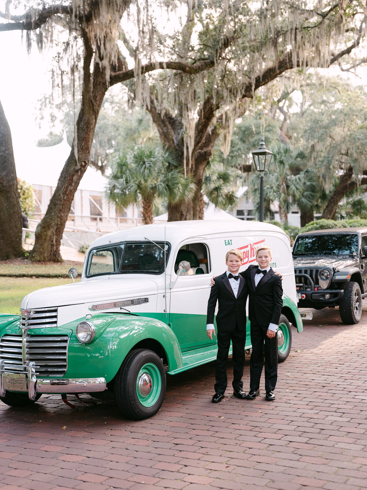 bluffton-wedding-photographer-montage-palmetto-bluff-53