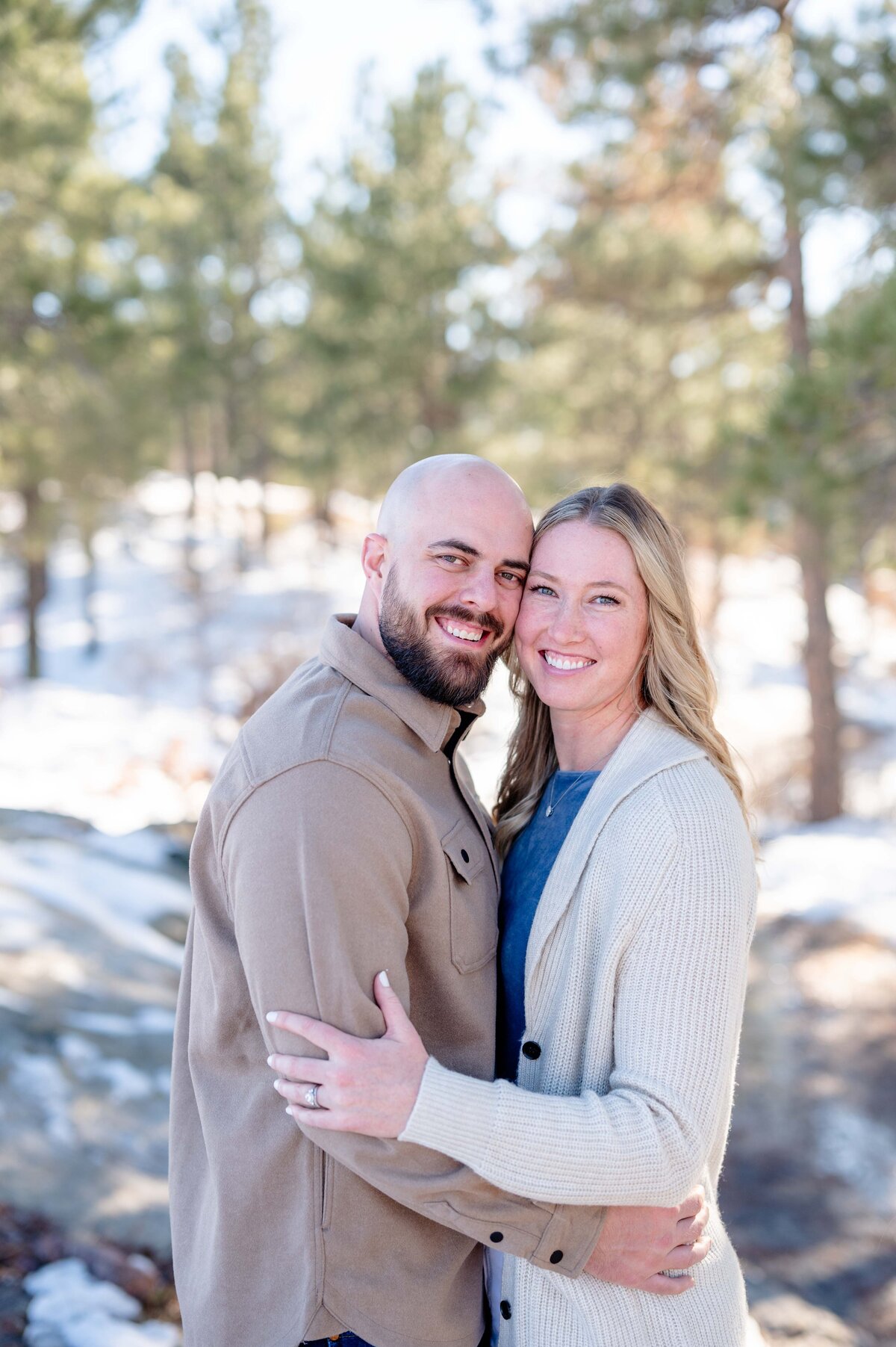 Colorado-Springs-CO-Ute-Valley-Pine-Tree-Christmas-Mini-Session-Magnolia-and-Grace-Photography-Co-CourtneyG-# (1)-9