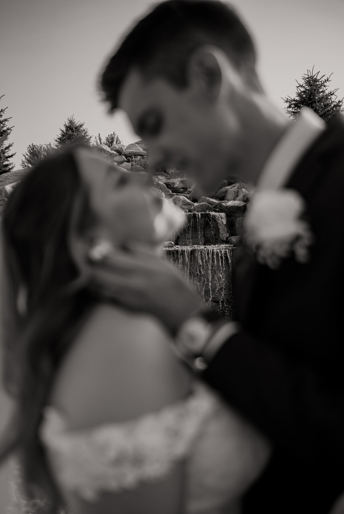 2 (34 of 39)