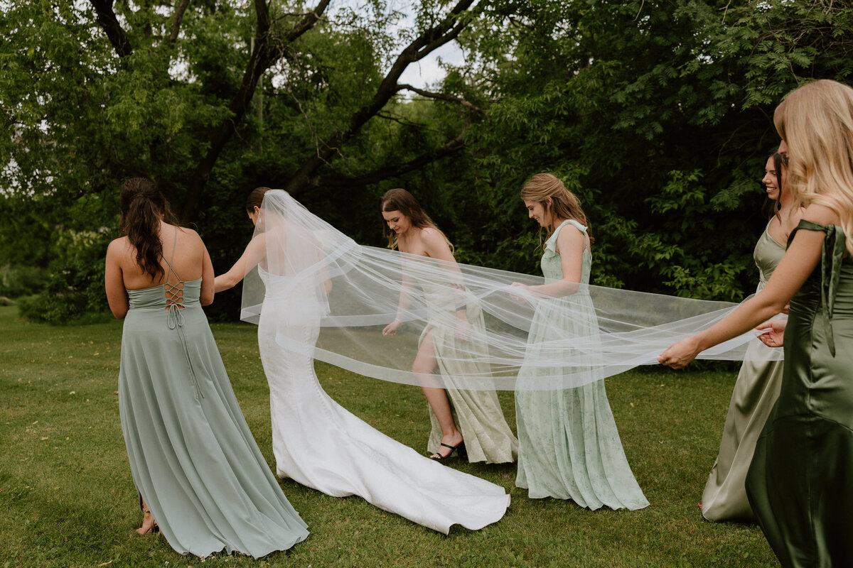 akp_o+l-weddingsneaks_090