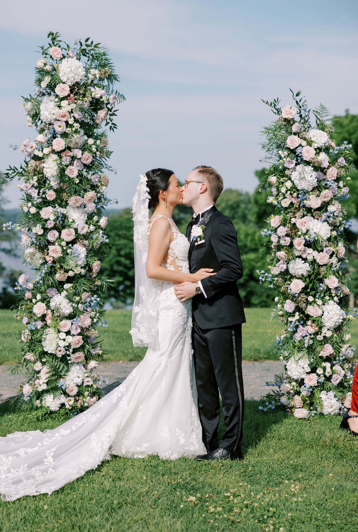 Danielle-Defayette-Photography-River-Farm-Wedding-594