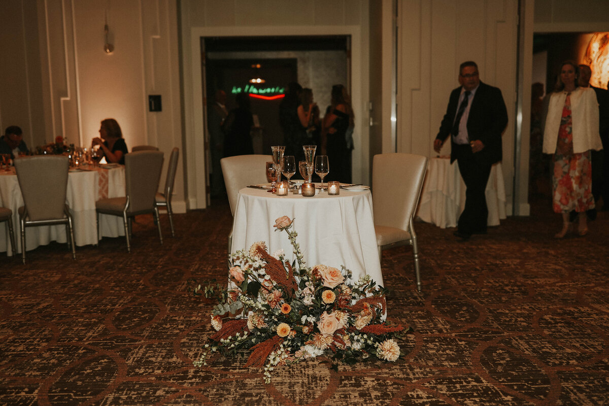 delamar-hotel-west-hartford-ct-wedding-flowers-tableware-rentals-petals-plates-BZ1A3352