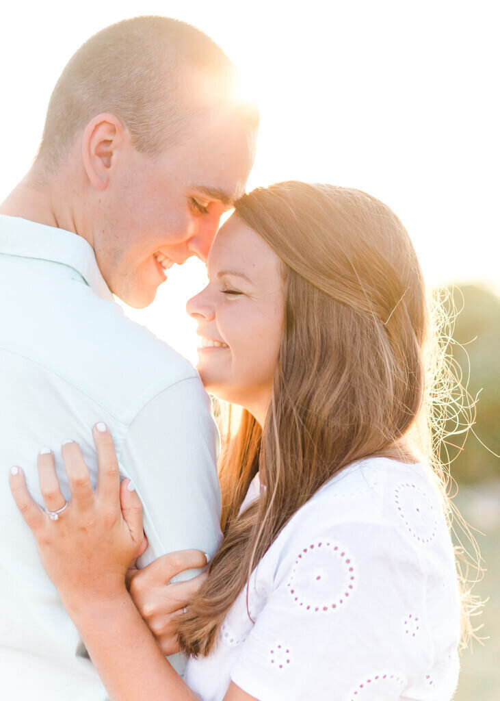 coastal engagement session at beavertail state park lighthouse in jamestown RI (2)