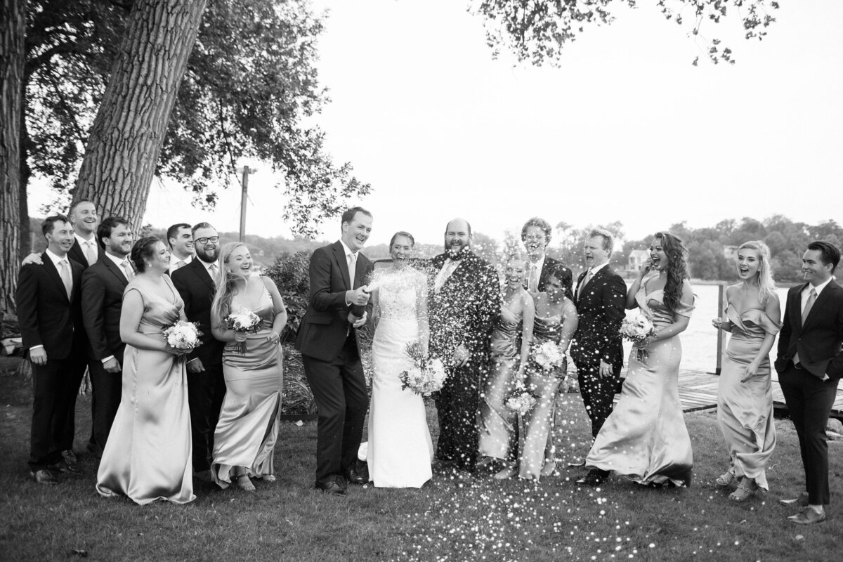 MeganandAdam_MinnetonkaYachtClub_FlowEvntGroup(242of1334)