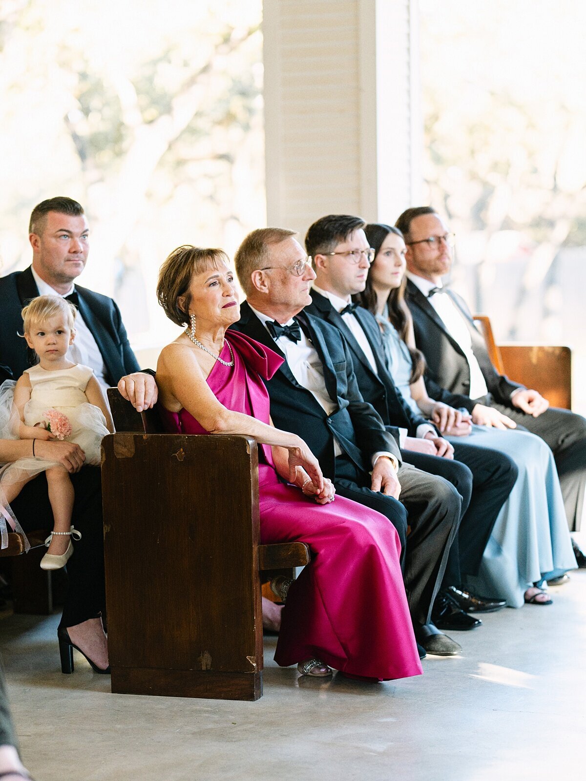 Chandelier- of-Gruene-San-Antonio-wedding_0033