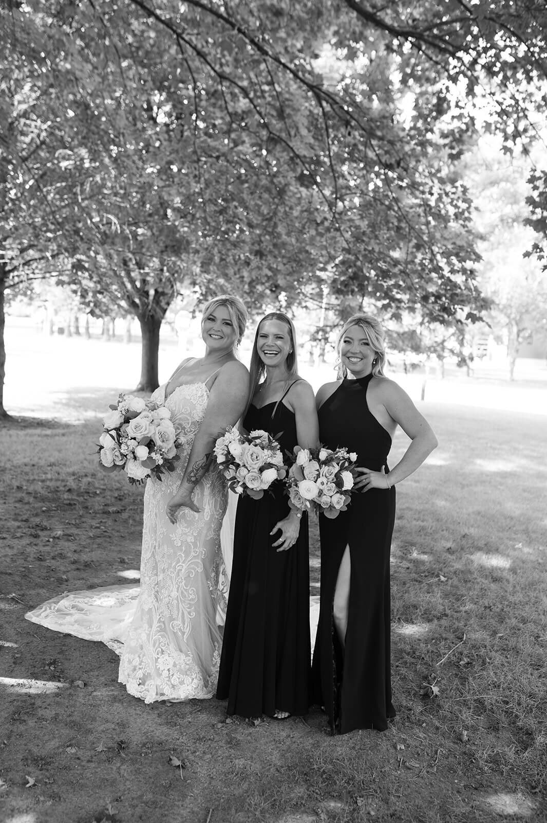 Bride-and-bridesmaids