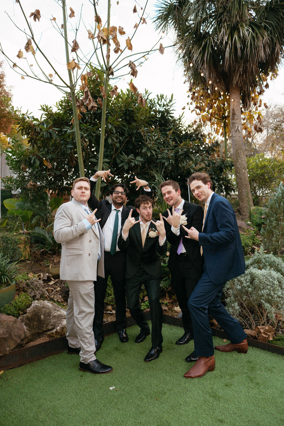 Lindsey&AlexWeddingPhotos_Film_AustinWeddingPhotographer_HereafterFilms_-90