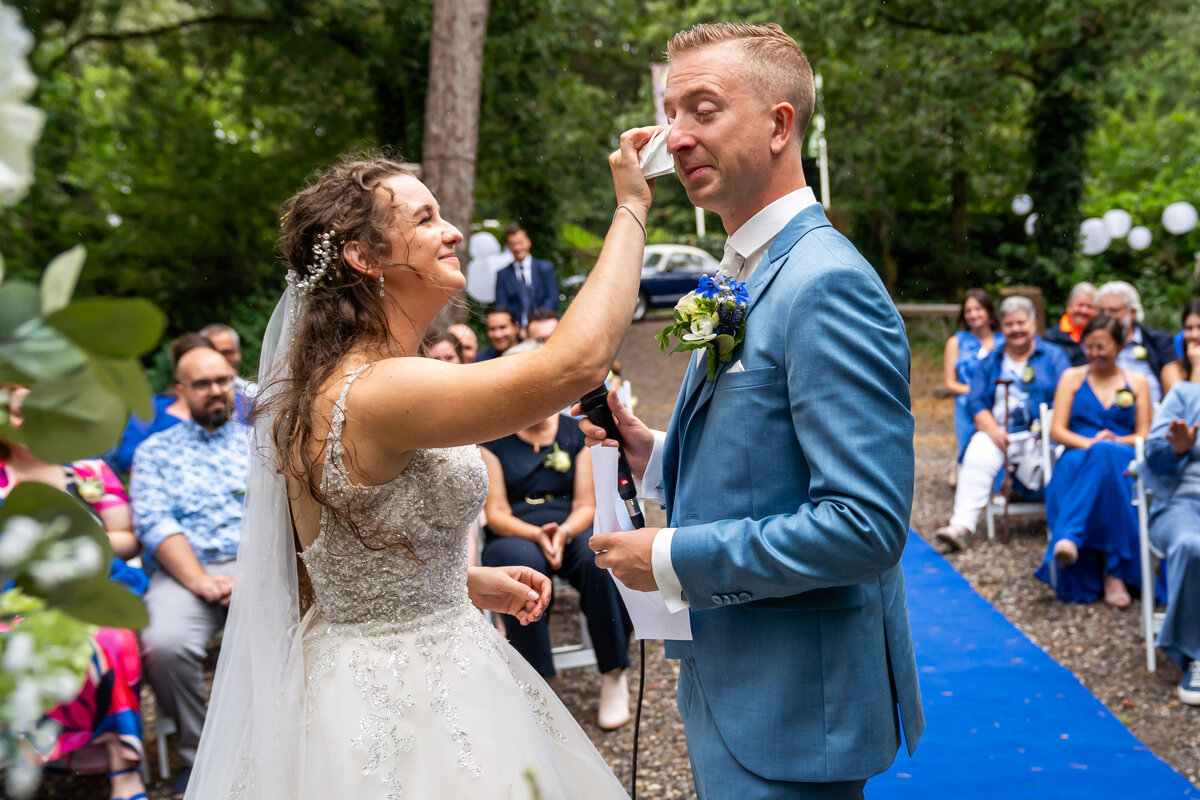 Trouwen in Twente, Twente, Westerhaar, Oost Nederland, liefde, echt, tijdloos, Bruiloft, trouwreportage, bruidsfotograaf, trouwfotograaf, rust, Twenterand, De fotograaf van Twente, Schipper, Juliantien, Juliantien fotografie