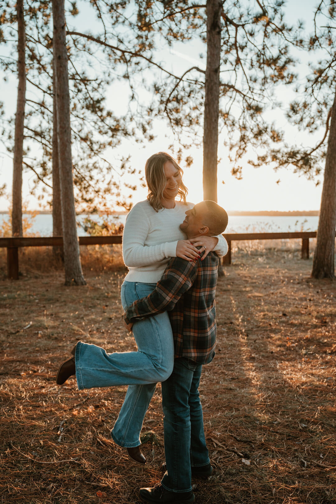 eau claire engagement photographer-30