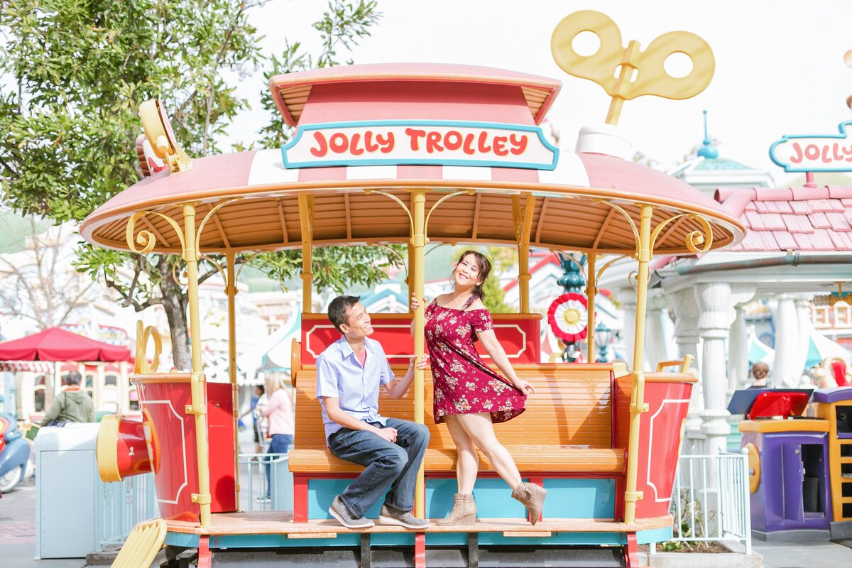 Disneyland-Engagement-Session-0013