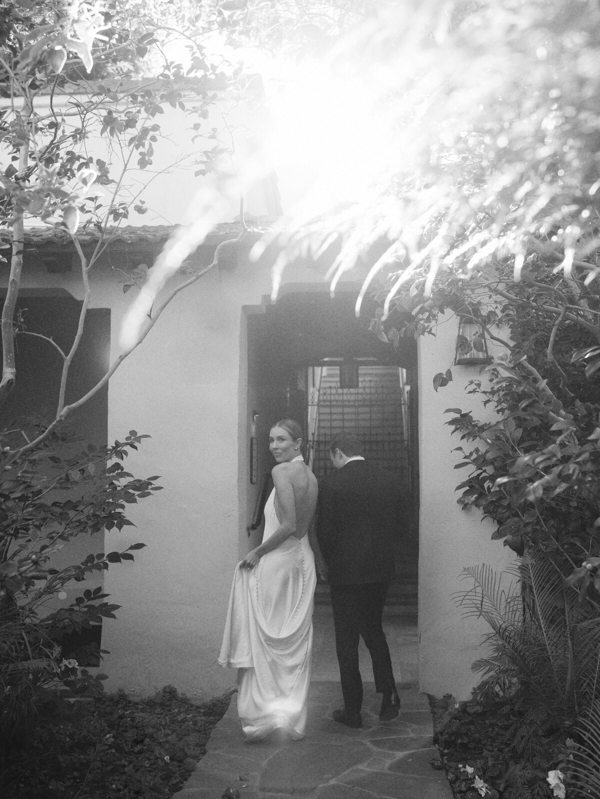 hotel-bel-air-wedding-couple-first-look