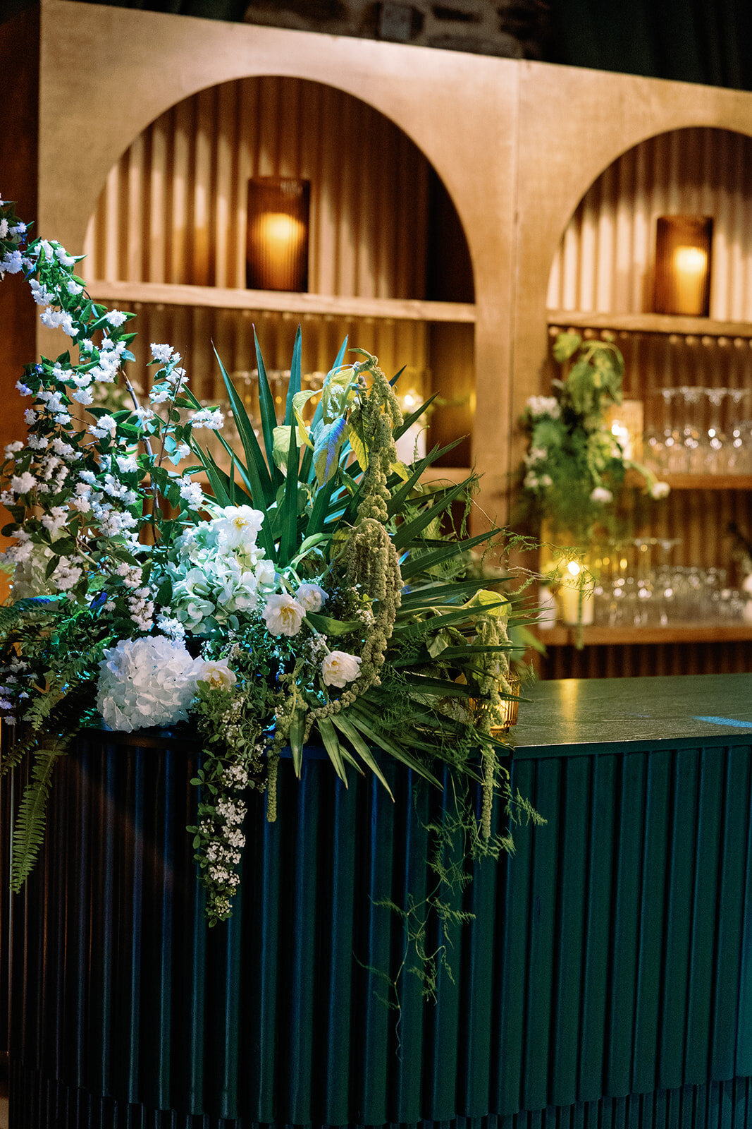 green-bar-florals-for-ivy-league-graduation
