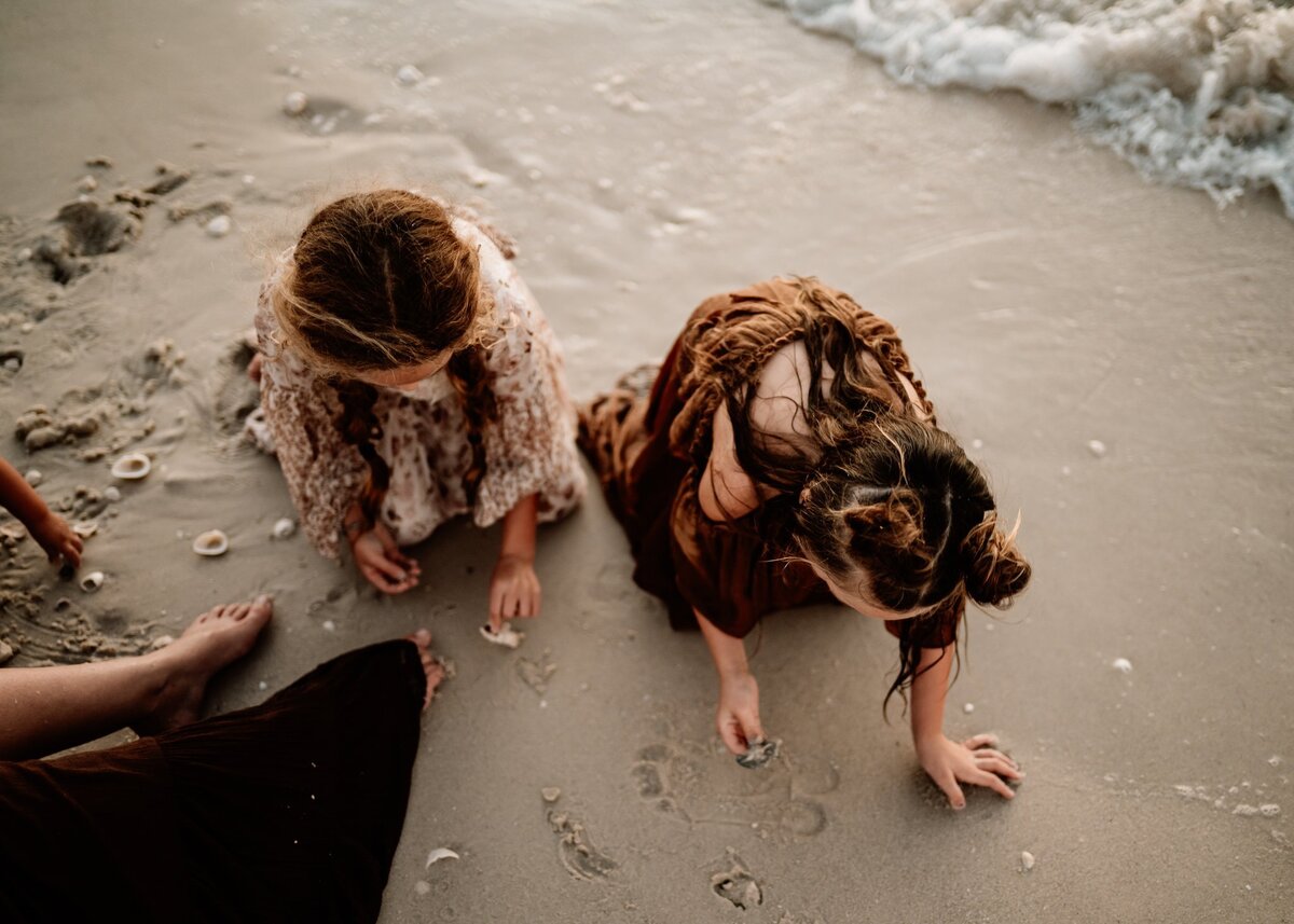 Chasing Creative Family Portraits 2024-112