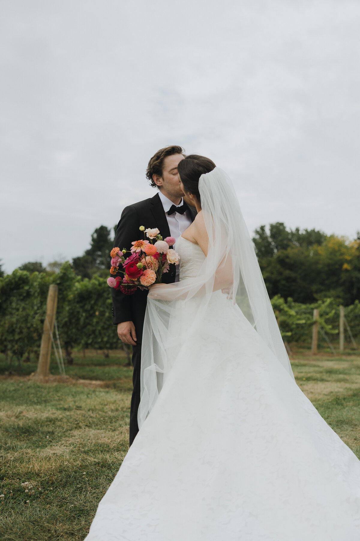 Wedding Photographer in Niagara