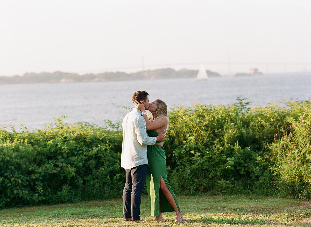 SurpriseProposal_Engagement_CastleHill_Newport_RIEngaged_17647052_0005CHilaryBPhotography