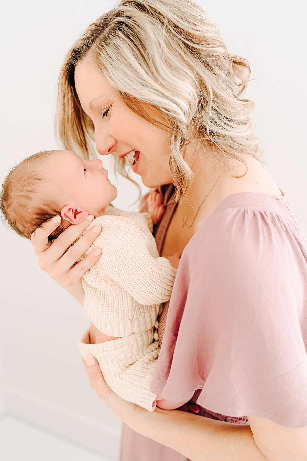 Newborn-Photographer-Jackson-Missouri-21