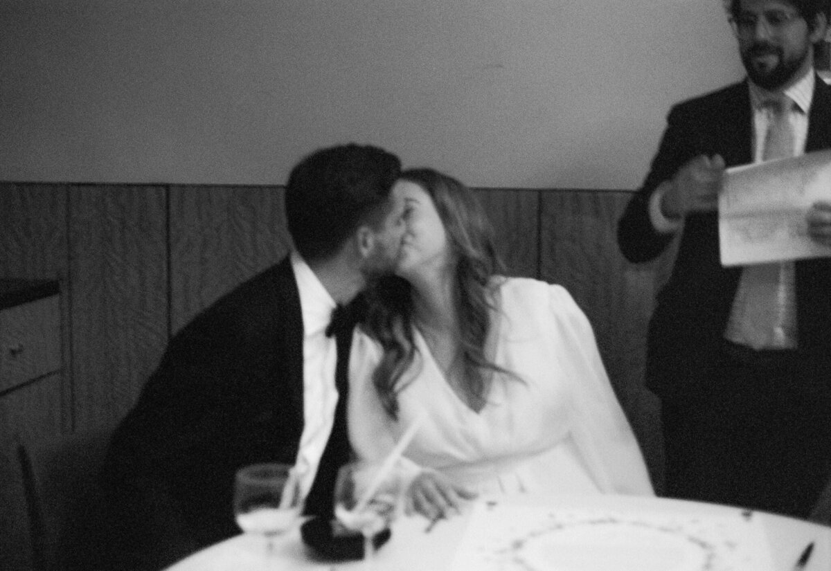 bryant-park-grill-new-york-city-wedding-sava-weddings-film-62-1-2048x1408