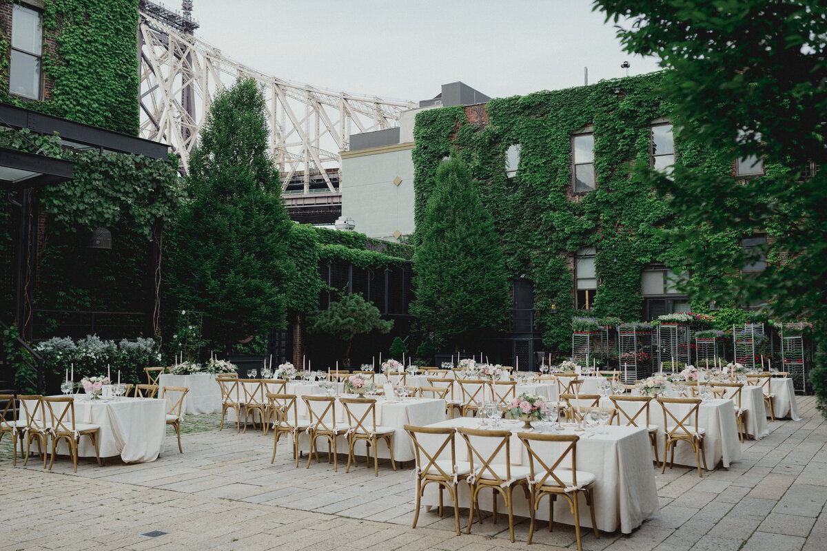 K&amp_RPhotos305990