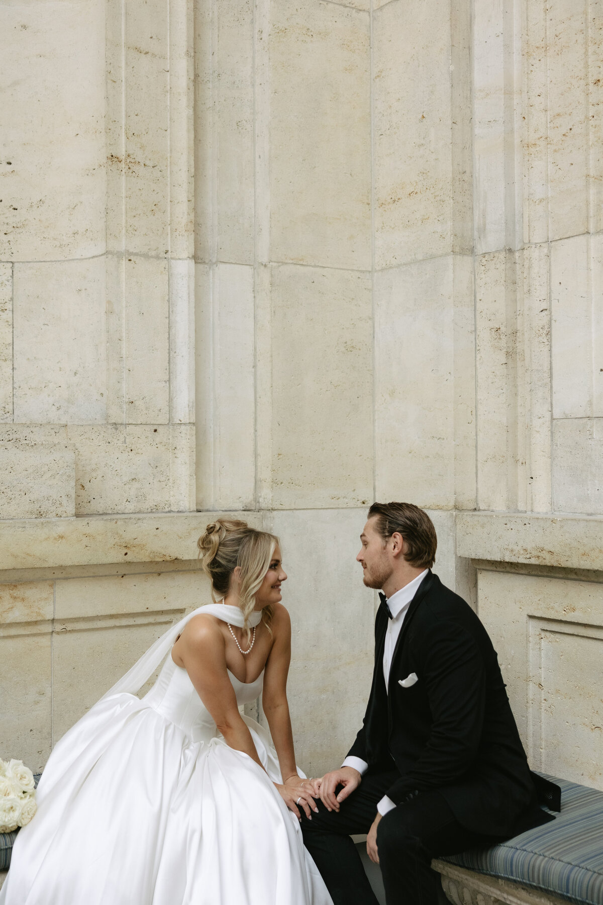 AveryPhillipsPhoto-Morgan+Dominic-DetroitInstituteofArtsWedding-290