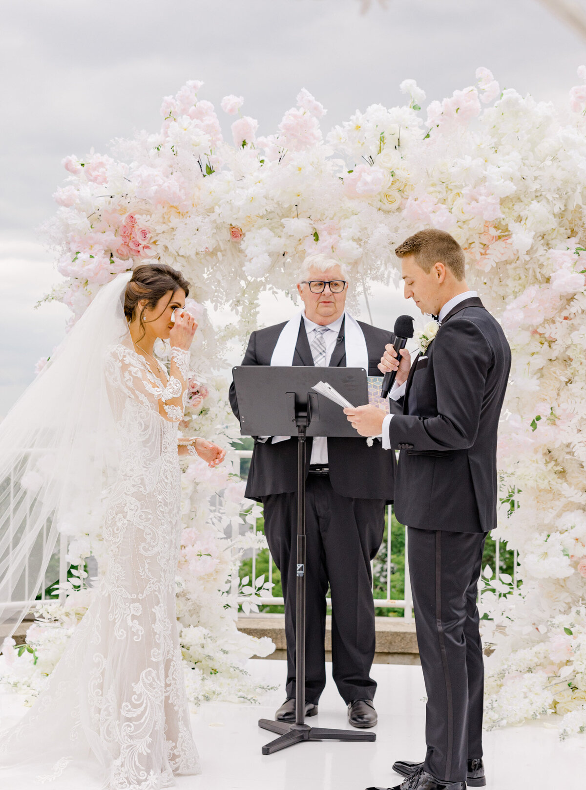 hannah-braden-ottawa-wedding-shaw-centre-2023-186