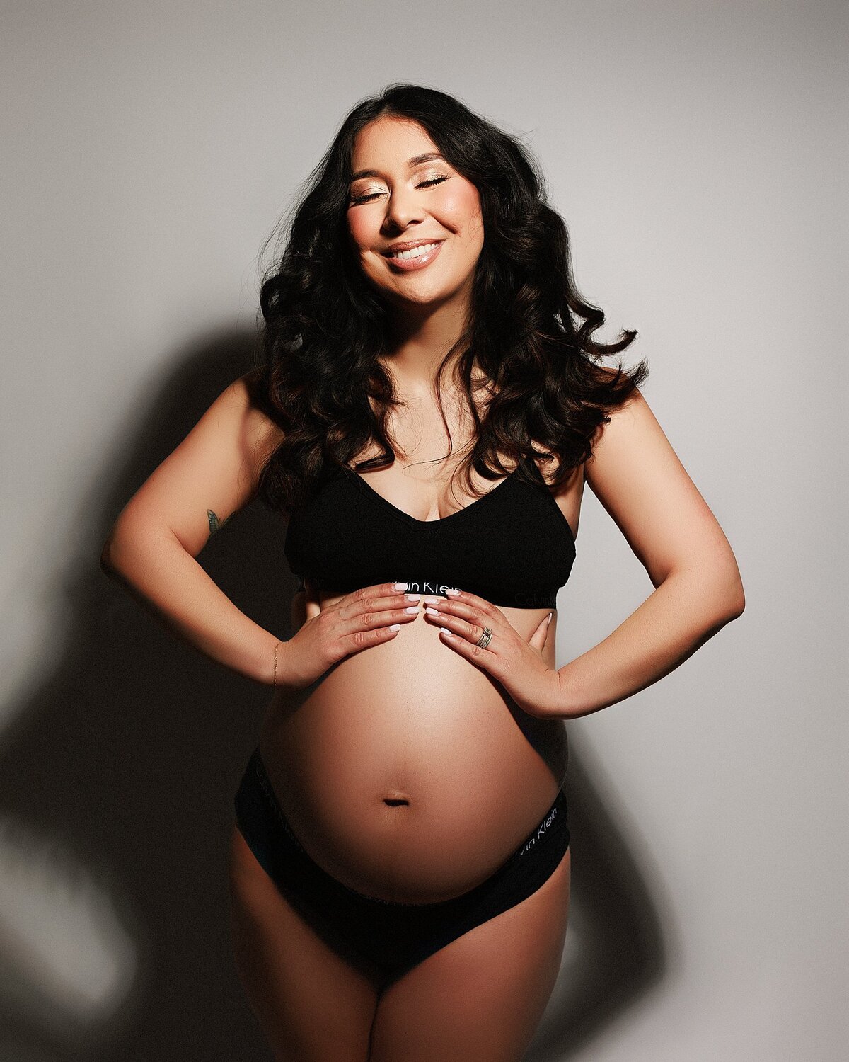 best in austin texas nude maternity photoshoot