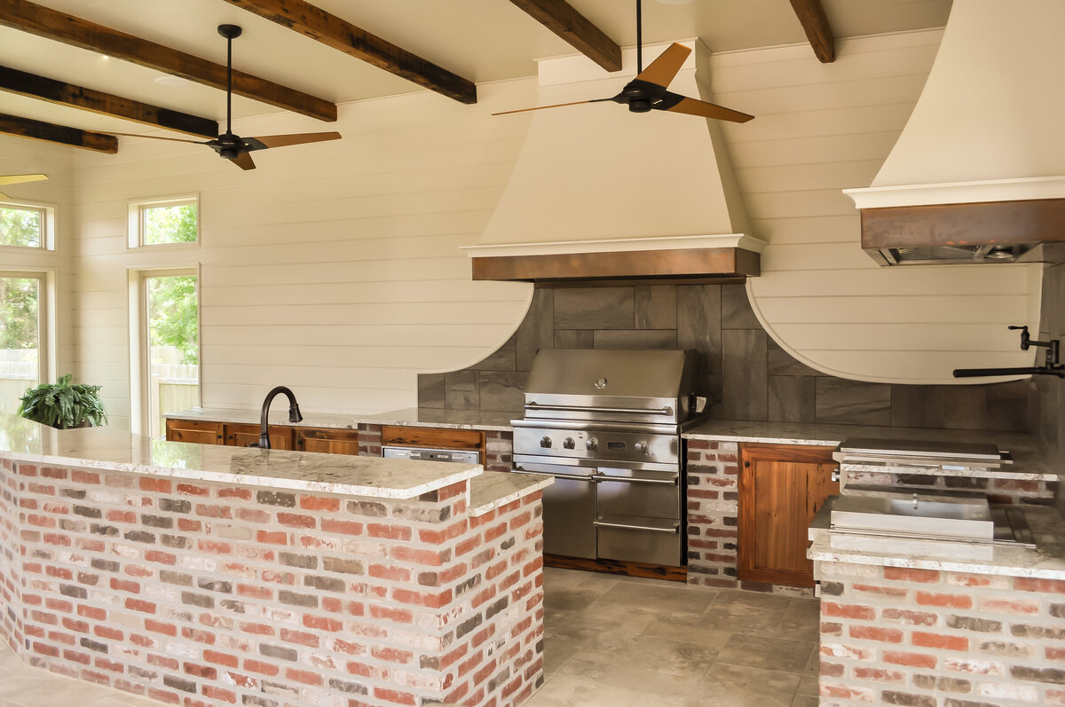 new-orleans-outdoor-pavillion-pool-design-08