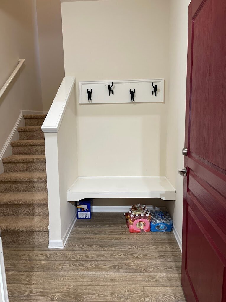 mudroom built in bench