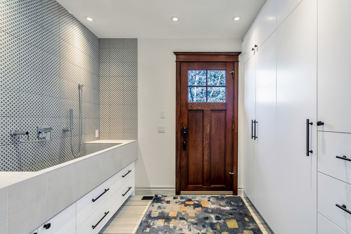 4719 CHARLES DR-4832-HDR