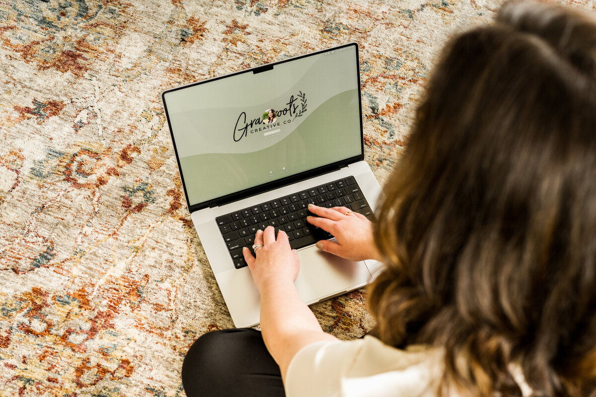 Melonie, a Chardon, Ohio-based web designer, specializing in health and wellness websites with intentional and user-focused designs.
