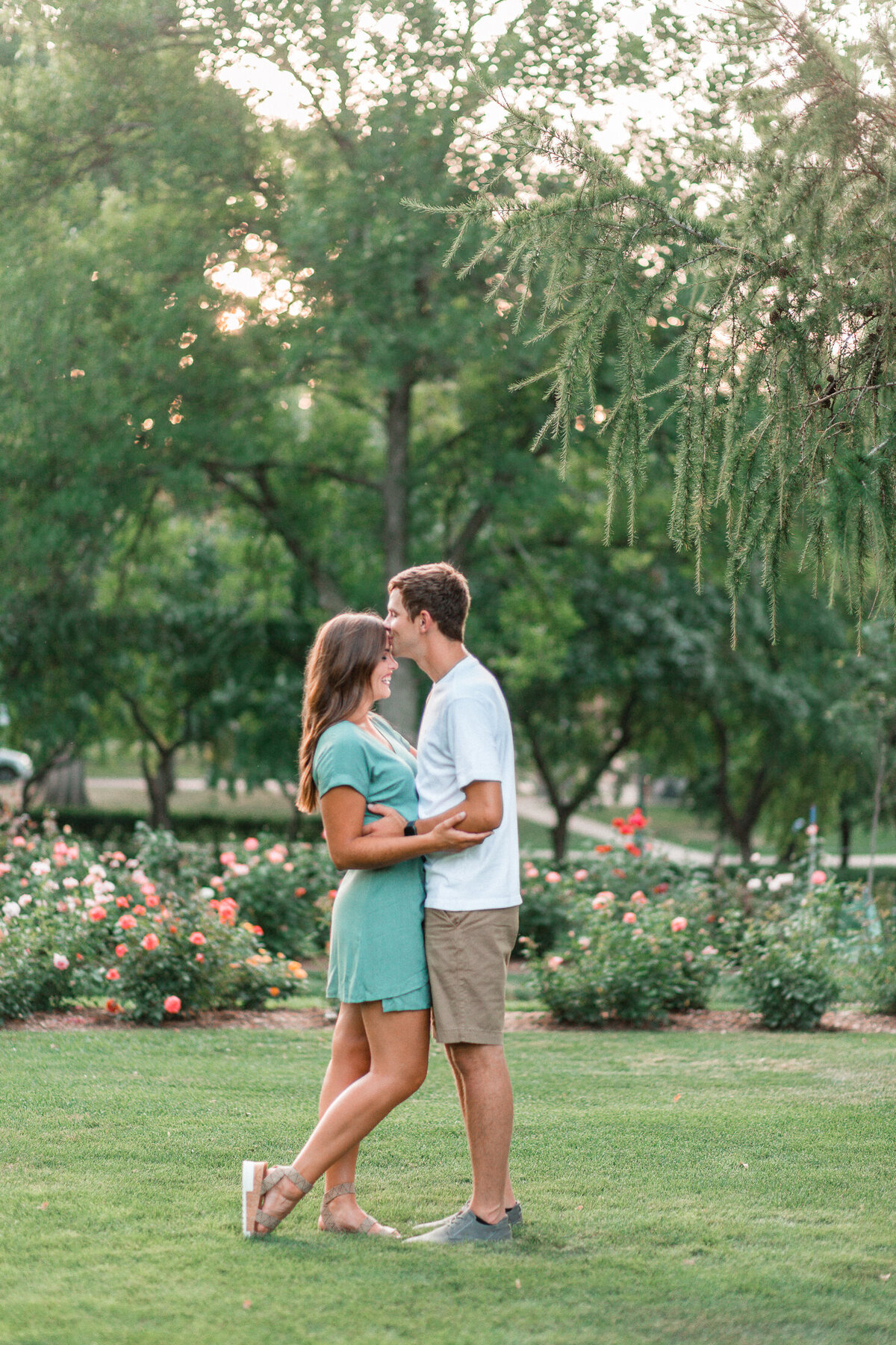 Engagement Pictures || © Emily Mitton Photography-39
