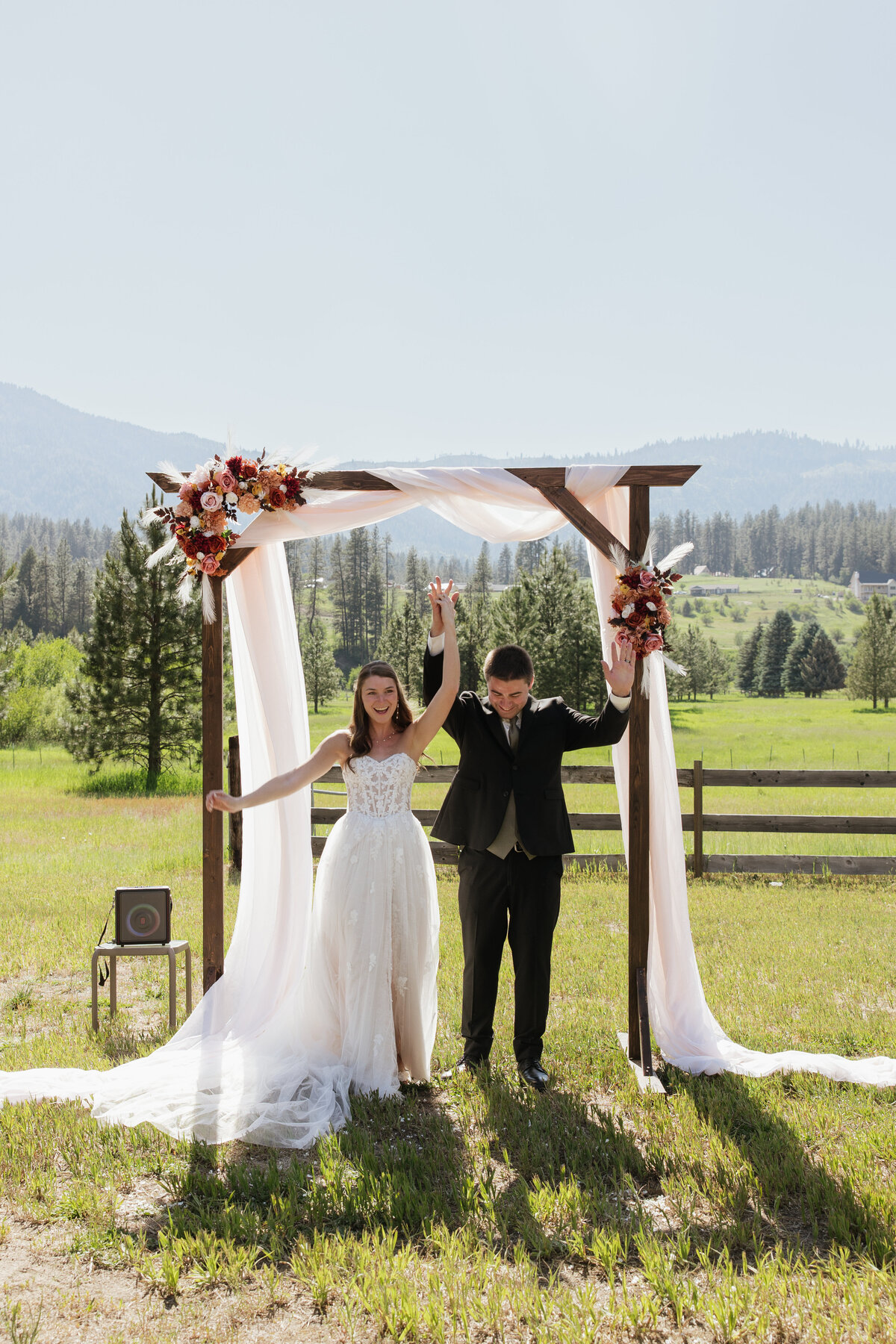 jennifer-marcilliat-idaho-wedding-photographer---104