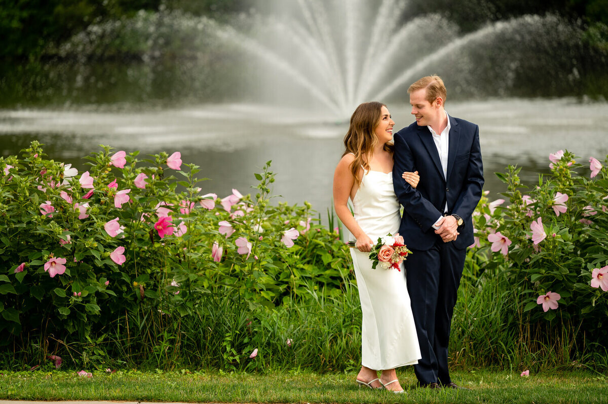 Engaged_Canton_118