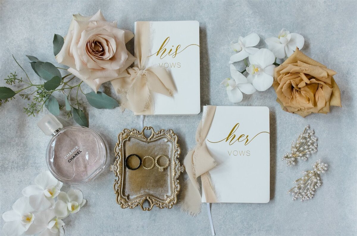 glam vows