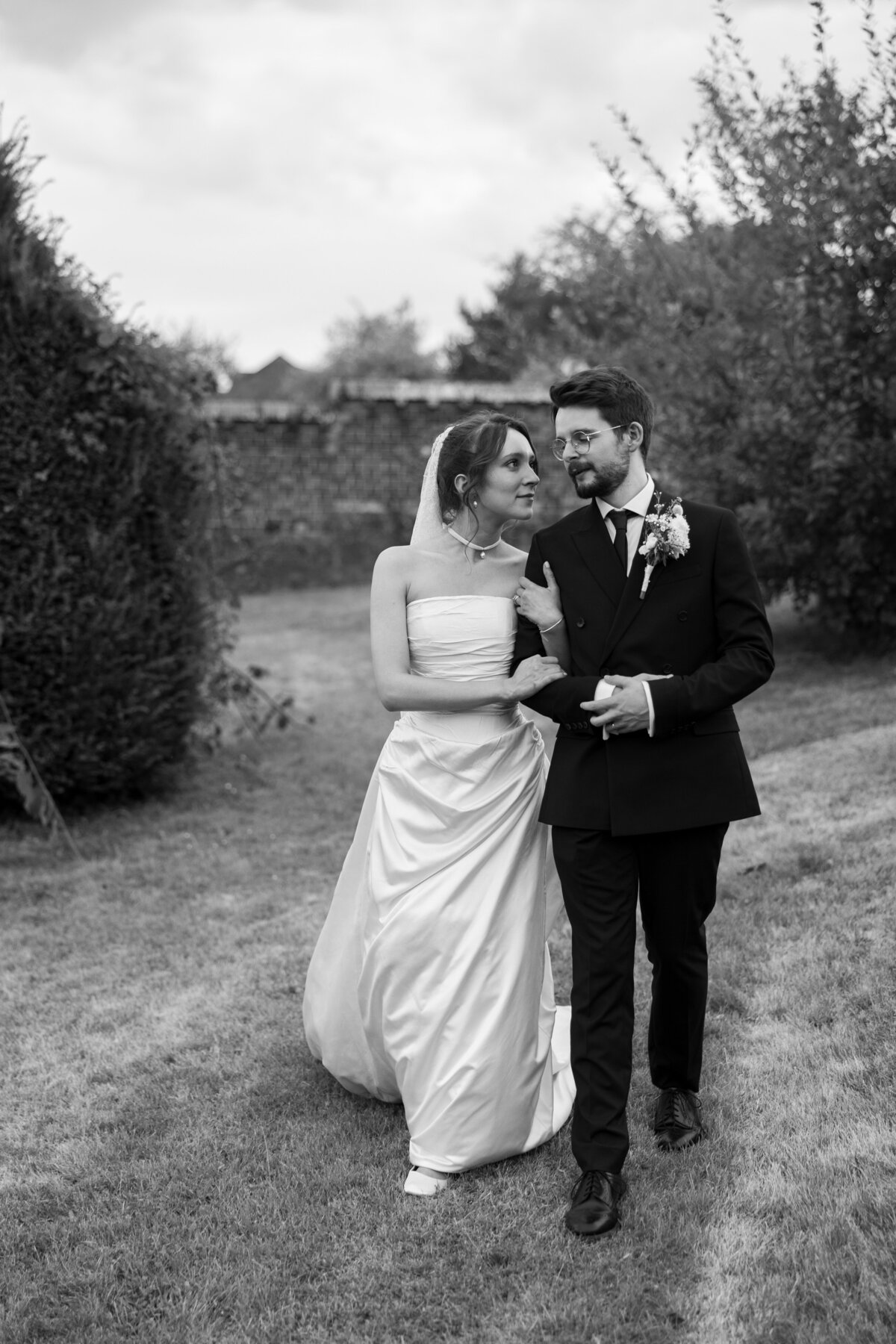 Couple portraits at Buckinghamshire wedding