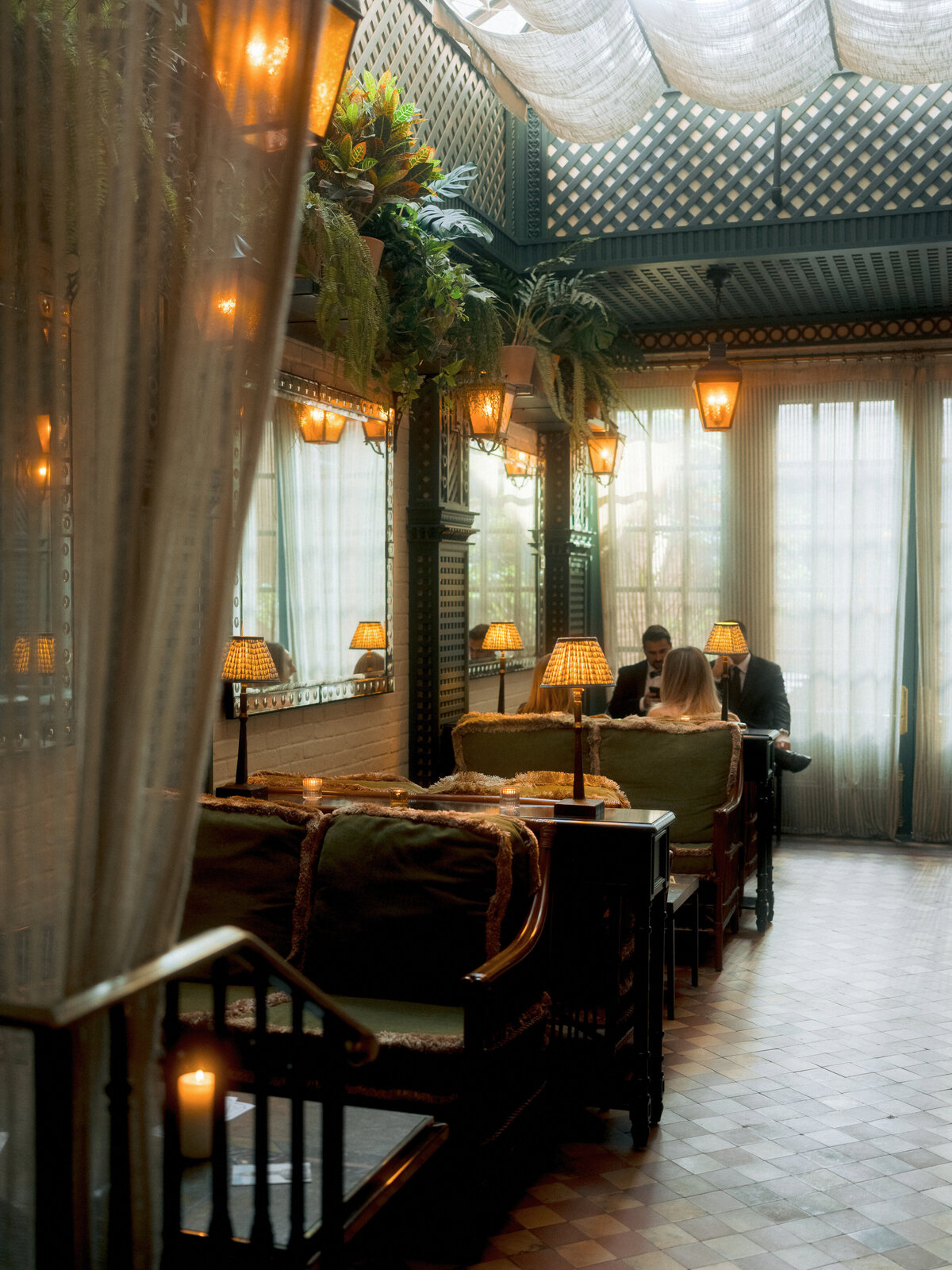 hotel-chelsea-wedding-madeleine-elliott-048