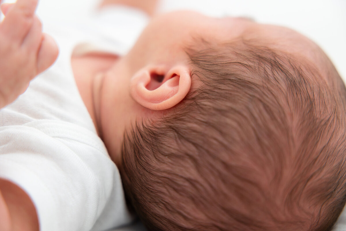 Gavi and Jamie Newborn-3
