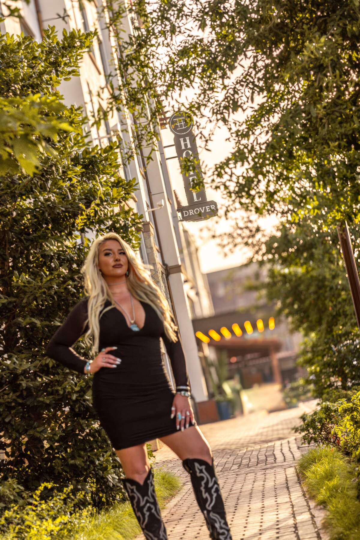 FortworthB66A4711Liz Costello 