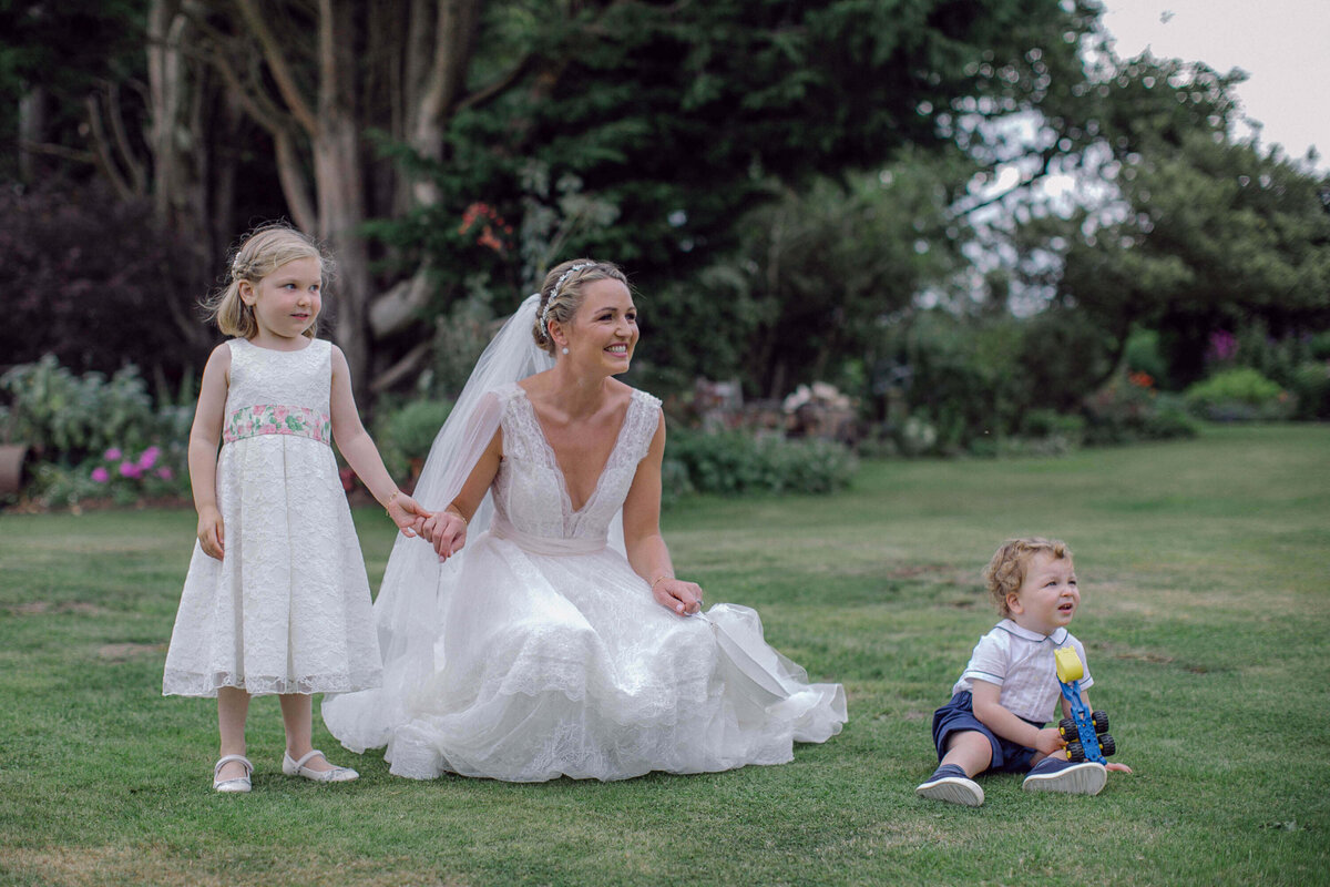 Bizzy Arnott Fine Art Wedding Phhotography England_95