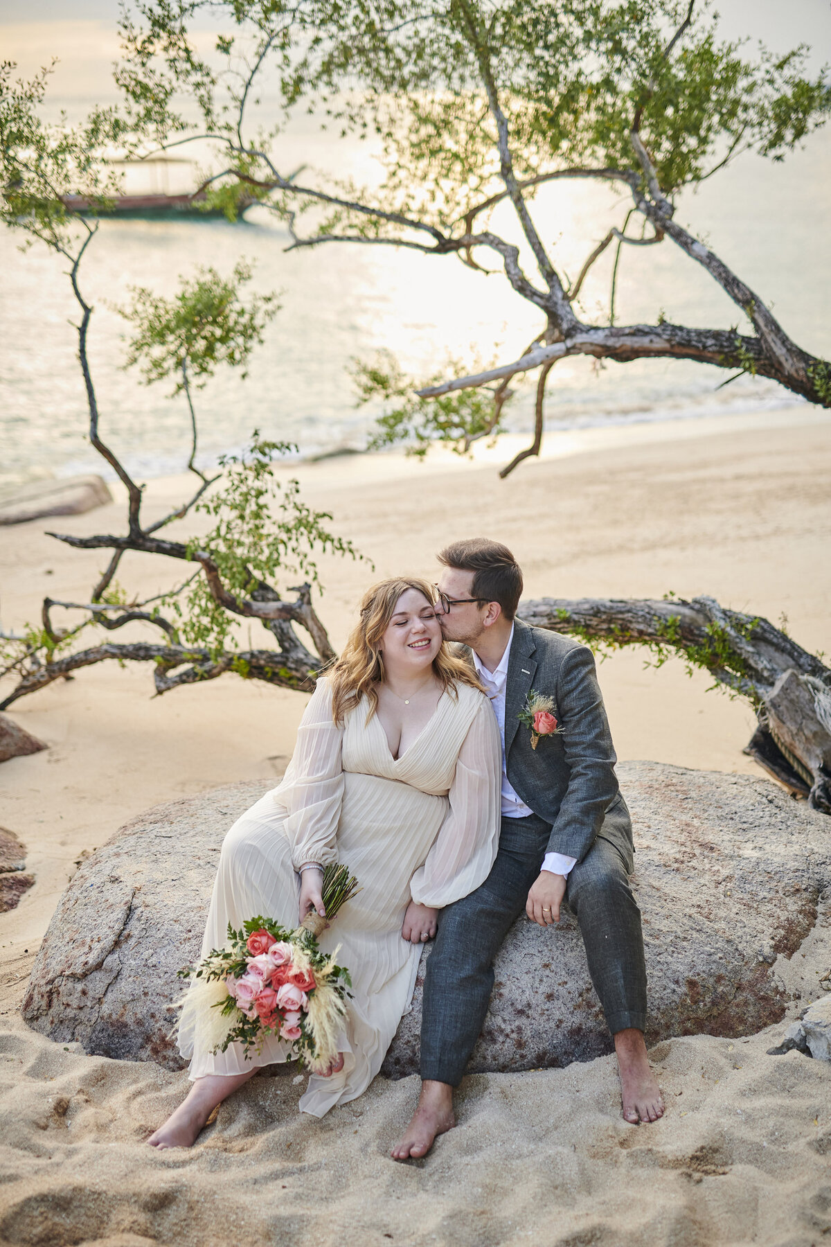 Jessica + Alex Koh Tao Thailand Beach Wedding (15)