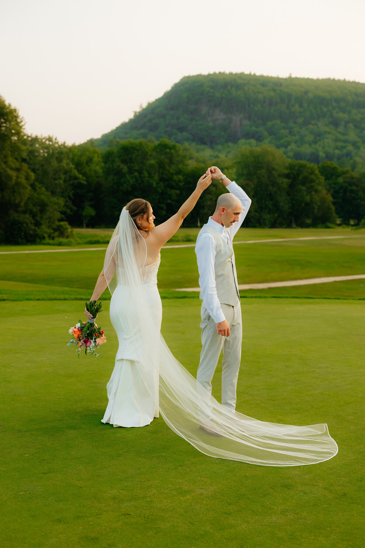 the-wenthworth-inn-wedding-jackson-nh-carlystorro-27