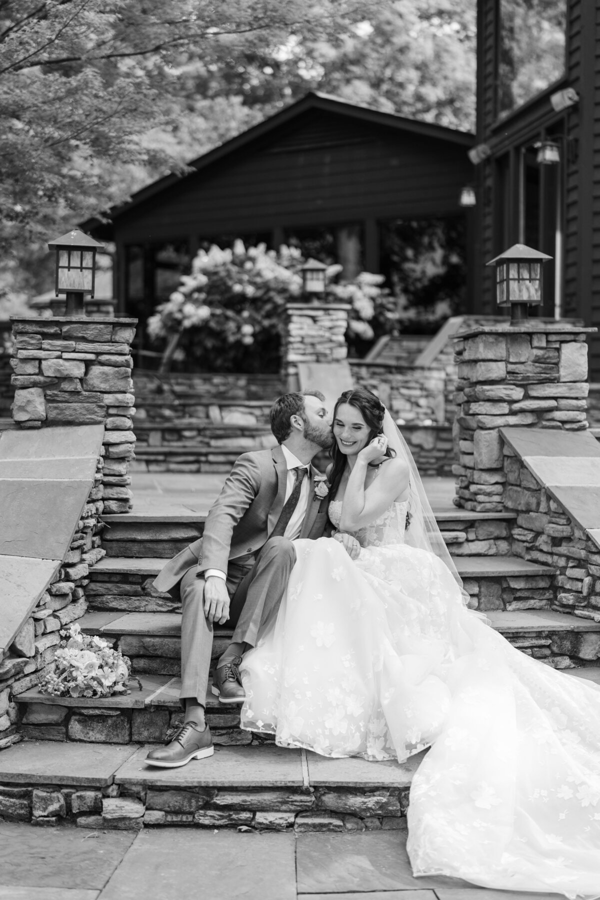 25033_3819_bw
