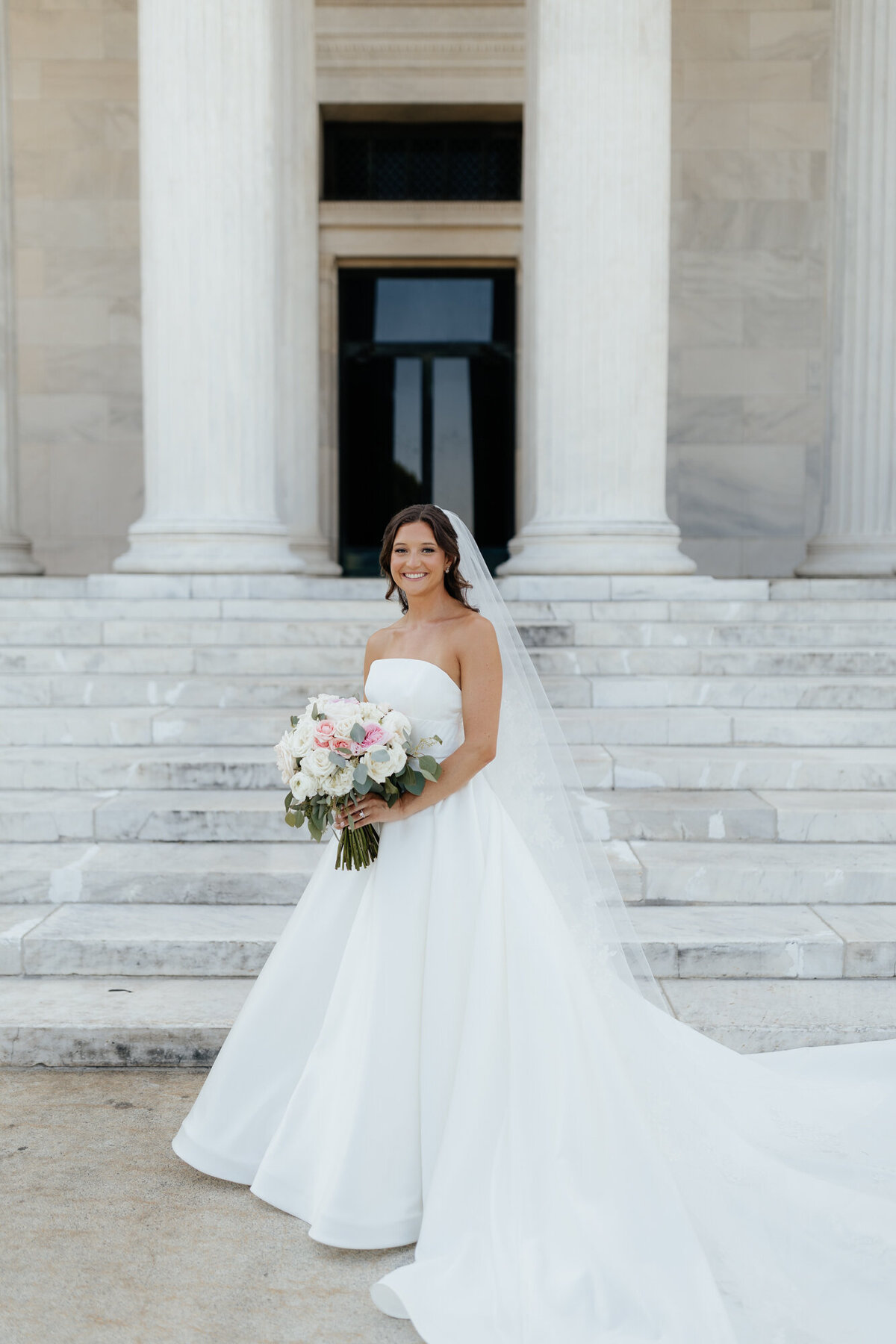 Downtown-Buffalo-500-Pearl-Classic-Wedding-47