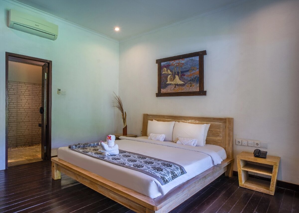 Gili-air-Royal-regantris-villa-karang-kamer