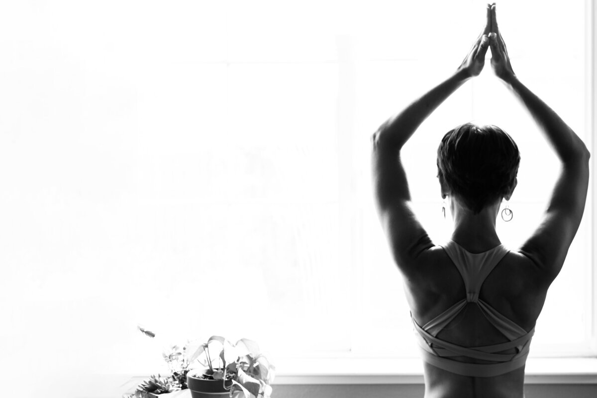 LAP_HillaryHall-Yoga_0028