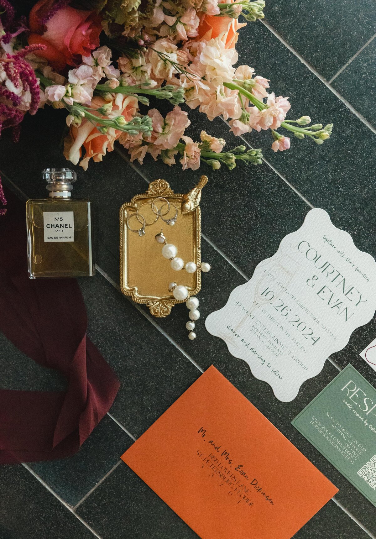 courtneyevanweddinggettingready00008