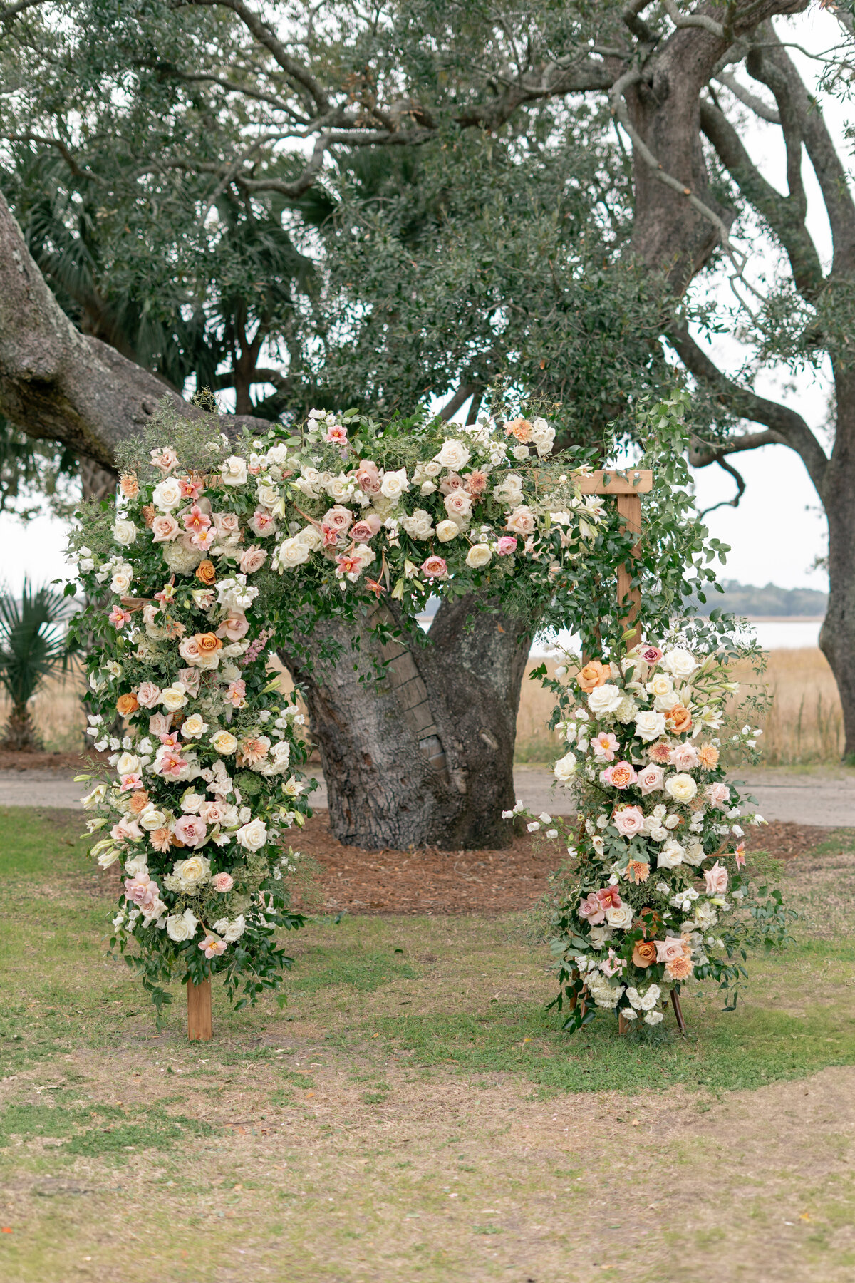 Carly-Lucas-Lowndes-Grove-Wedding-16